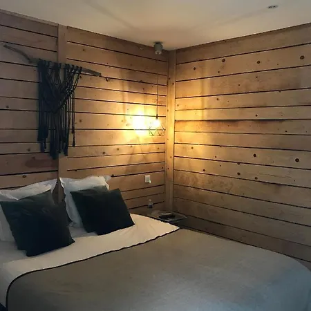 Hotel Logis O Cleppe